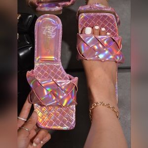 Cape Robbin Metallic sandals